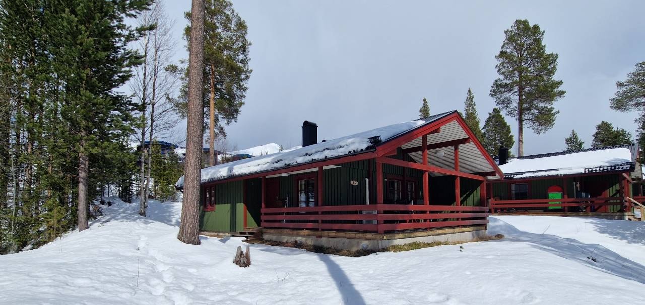 Sauna | Wi-Fi | Terrace | Wood stove | Cable TV 13 Stugor & Boende