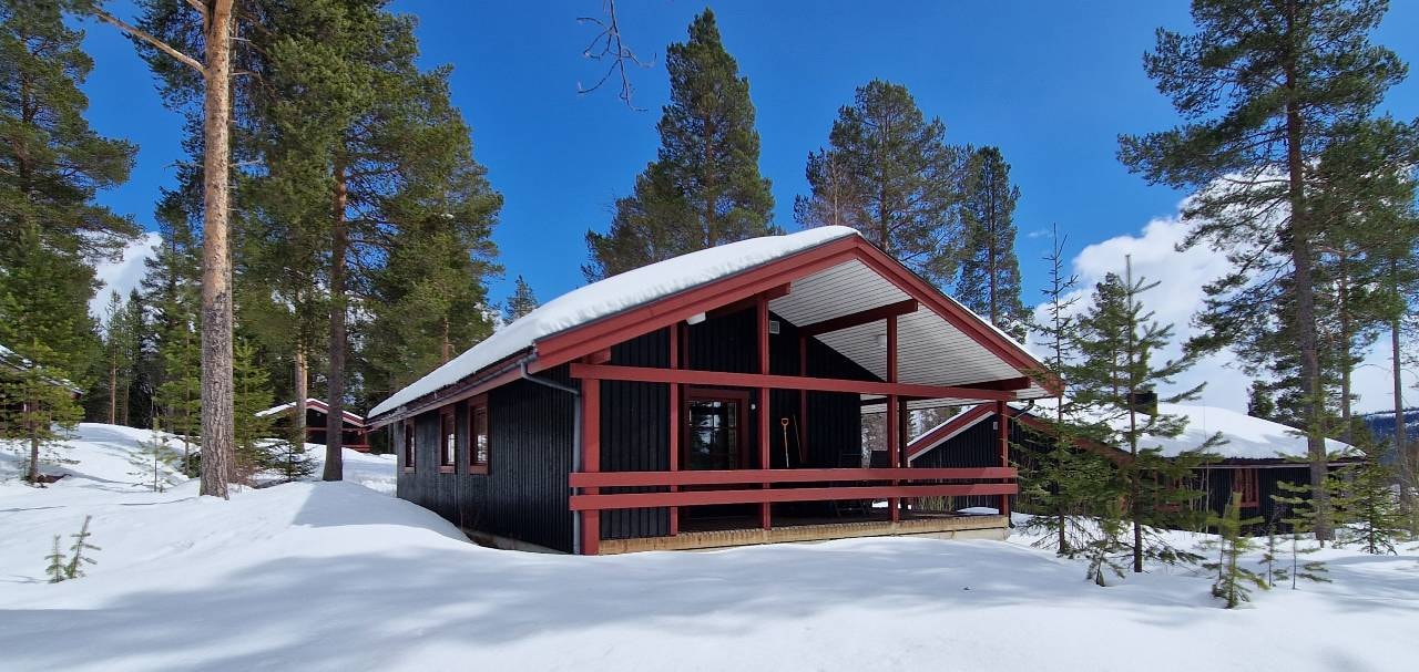 Bastu | Wi-Fi | Terrass | Braskamin | Kabel-TV Stugor & Boende