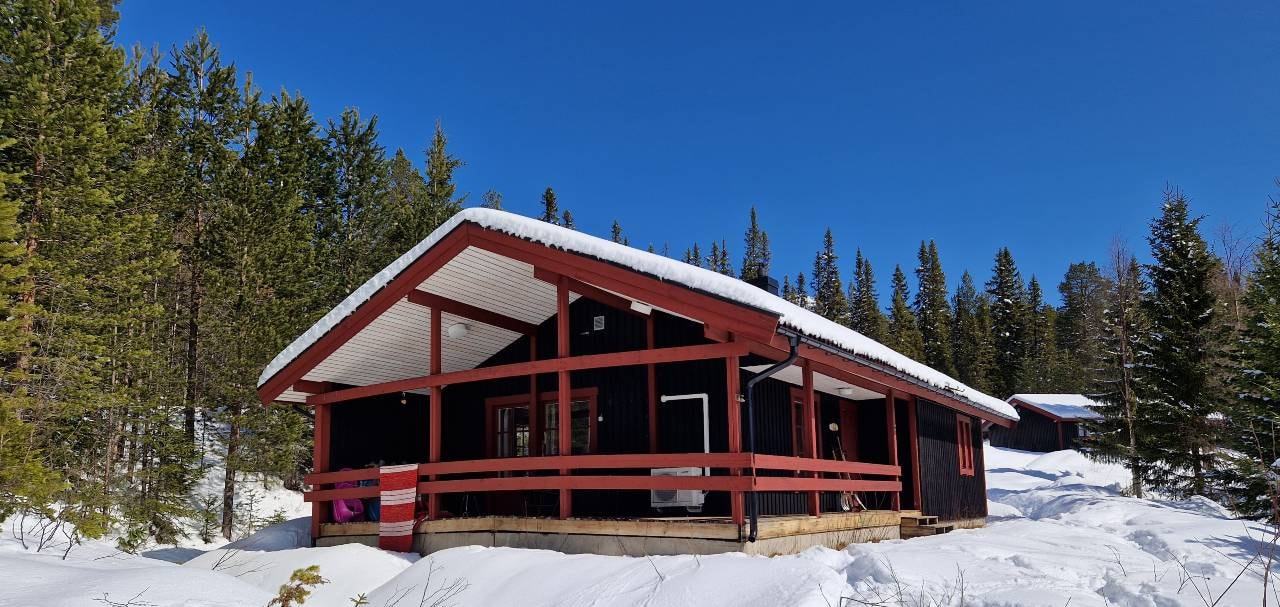 Bastu | Wi-Fi | Terrass | Braskamin | Kabel-TV Stugor & Boende