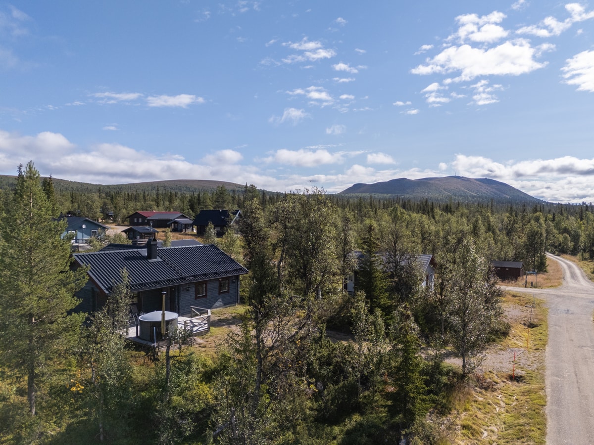 Sauna | Hot Tub | WiFi | Terrace | Pet Friendly 7 Lofsdalen Home