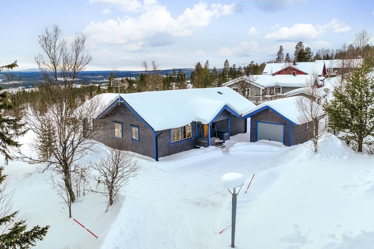 Ski-in/Ski-out | Wi-Fi | Bastu | Terrass | Kamin 2 Lofsdalen Home