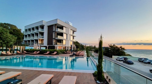 Wave & Wellness Studio