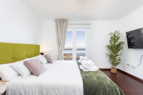 Sunset Horizon Spa Retreat by Eden Rentals Villas 4 EdenRentals