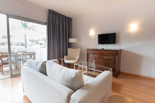 EDEN RENTALS Molino White Oasis 7 EdenRentals