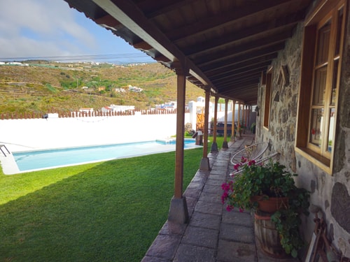 Eden Rentals Sagitta Alfa Retreat 30 EdenRentals