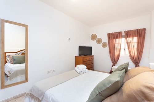 Eden Rentals Surfy Suites 15 EdenRentals