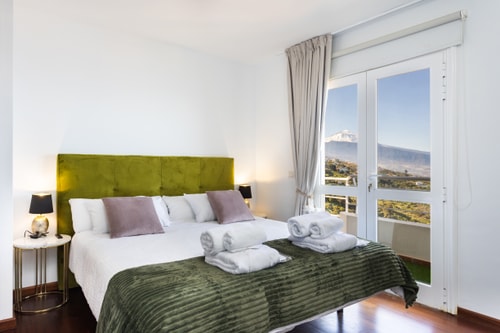 Sunset Horizon Spa Retreat by Eden Rentals Villas 6 EdenRentals