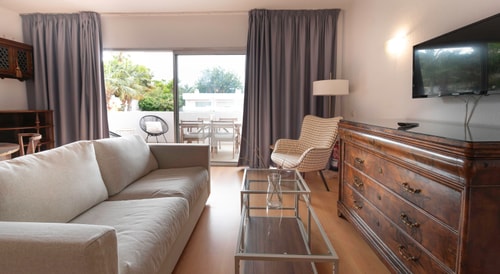 EDEN RENTALS Molino White Oasis 5 EdenRentals