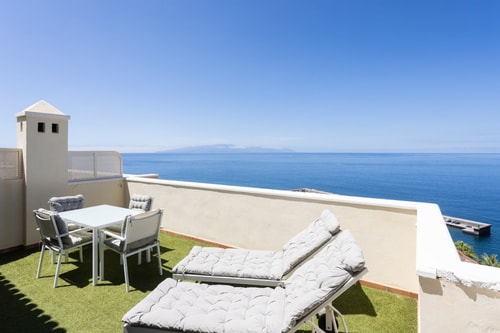 Eden Rentals Fabuloso Atico con Vistas al Mar 2 EdenRentals