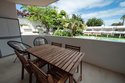 Eden Rentals Molino White Paradise 14 EdenRentals