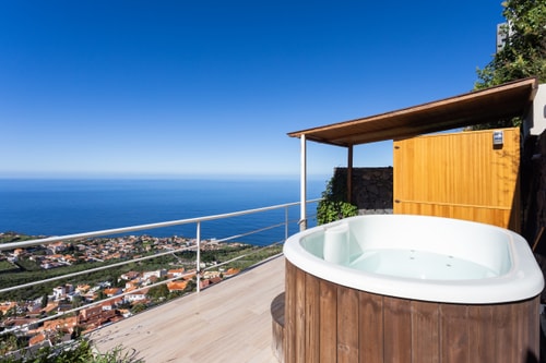 Sunset Horizon Spa Retreat by Eden Rentals Villas 21 EdenRentals