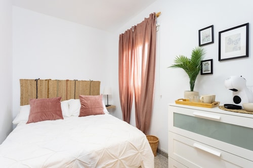 Eden Rentals 101 Surfy Stylish Bed&Coffee Room 0 EdenRentals