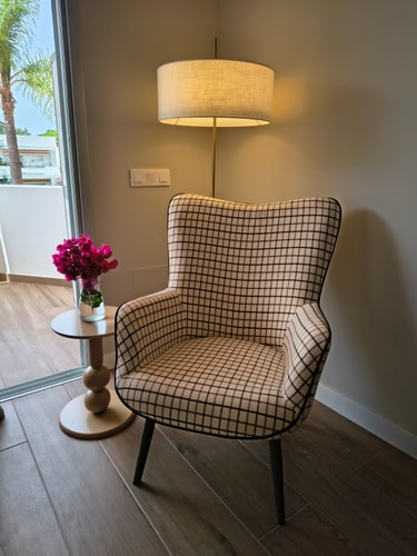 EDEN RENTALS Molino White Oasis 10 EdenRentals