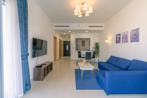 Iconic Burj Khalifa View | Elegant 1BR