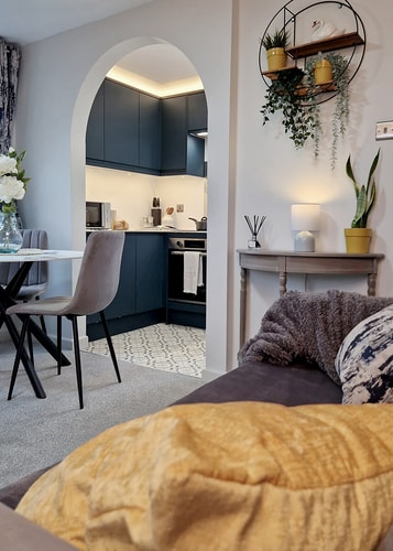 Modern Retreat in the Heart of Lancaster with Free Parking