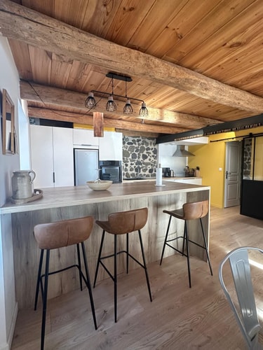 Villa avec vue imprenable  : Au pied du Rocher