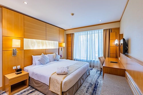 1 Bedroom Apart in Downtown Near Financial Centre Discovery Booking LLC