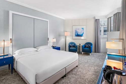 Guest Room Near Abu Dhabi Mall Discovery Booking LLC