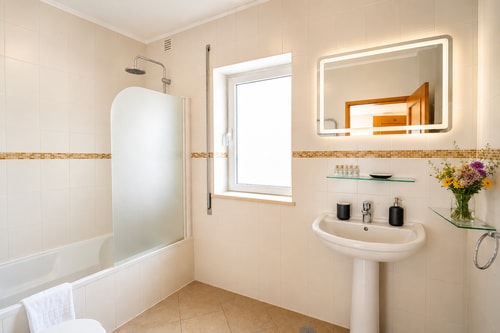 Simply Salema: Casa das Estevas, Beach Villa 46 Simply Salema