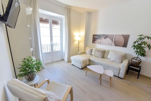 Gran Vía - Vistas Bulevar by Sierra Viva