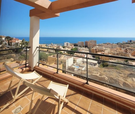 1º A Duplex with Terrace and Sea Views