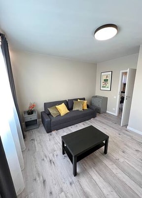 Clinic Studio C Apartment by Domvia