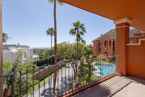 Monte Halcones Hilltop 2 BD Apartment