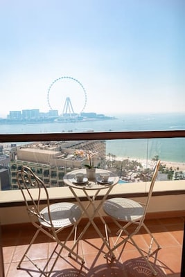 2BR Sea and Ain Dubai View on JBR