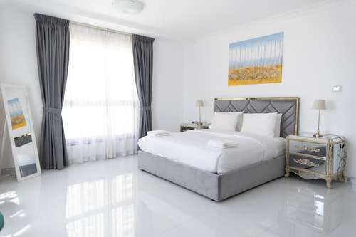 Upgraded 4BR apartment