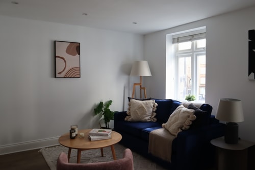 BnBNook - Modern 1BR Steps from St. James’s