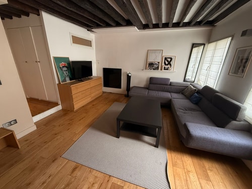 BnBNook - Bright 2BR Near Louvre & Pompidou