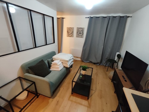 BnBNook - Charming 1BR Near Bastille and Marais