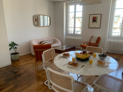 BnBNook - Chic 2BR Flat Near Pigalle & Montmartre