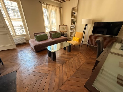 BnBNook - Chic 2BR - Champs-Elysees & Lafayette