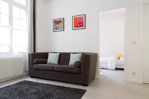 BnBNook - Cozy 2BR Steps from Seine & Notre-Dame