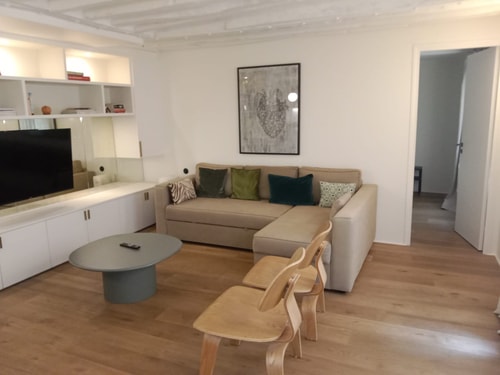 BnBNook - Lovely 2BR: Eiffel Tower & River Seine