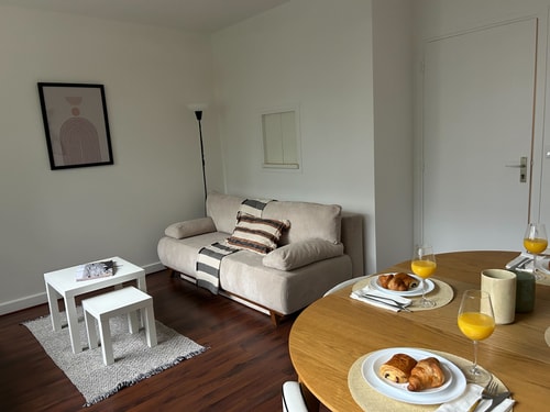 BnBNook - 1BR Retreat by Saint-Lazare