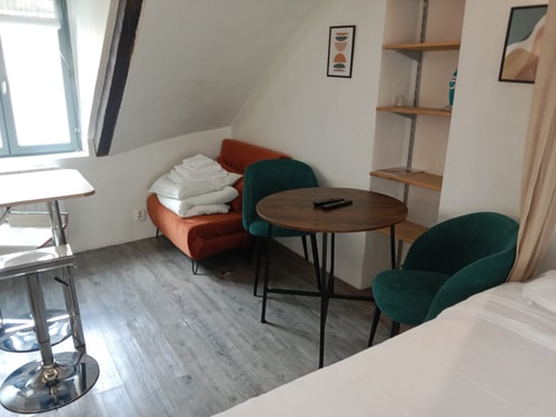 BnBNook - Bright Studio in Le Marais & Notre-Dame