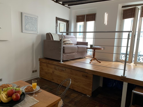 BnBNook - Charming Studio Near Notre Dame