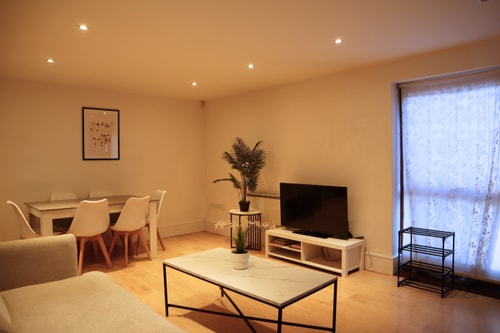 BnBNook - Camden 2BR with Terrace - King's Cross