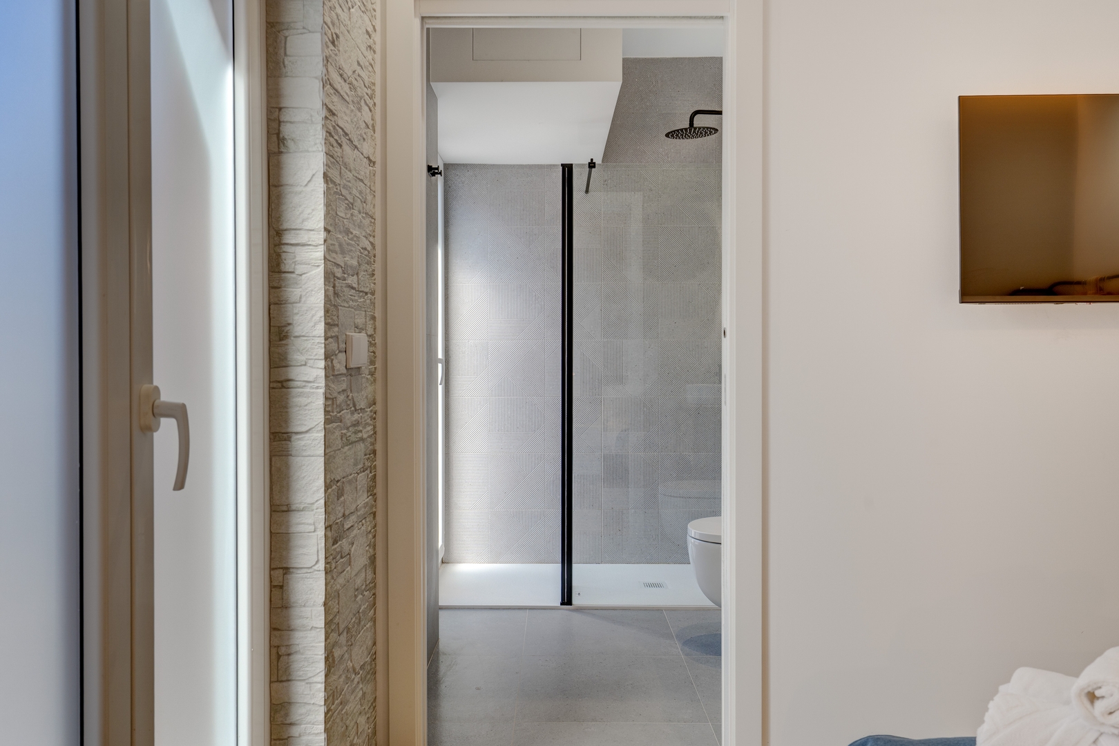 Pensión Yoldi - Habitación Peine del Viento 7 Sanse Holidays - Apartamentos tur&iacute;sticos en San Sebasti&aacute;n