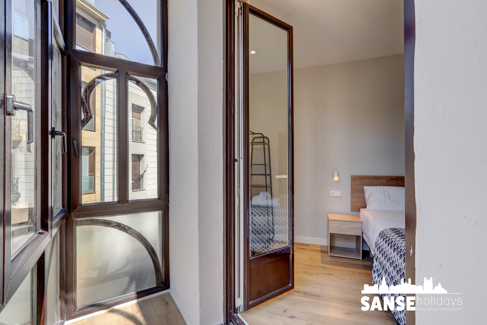 Pensión Yoldi - Habitación Kontxa 12 Sanse Holidays - Apartamentos tur&iacute;sticos en San Sebasti&aacute;n