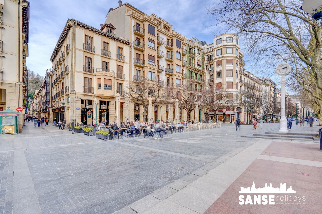 Historic building, centrally located, close to eve 43 Sanse Holidays - Apartamentos tur&iacute;sticos en San Sebasti&aacute;n