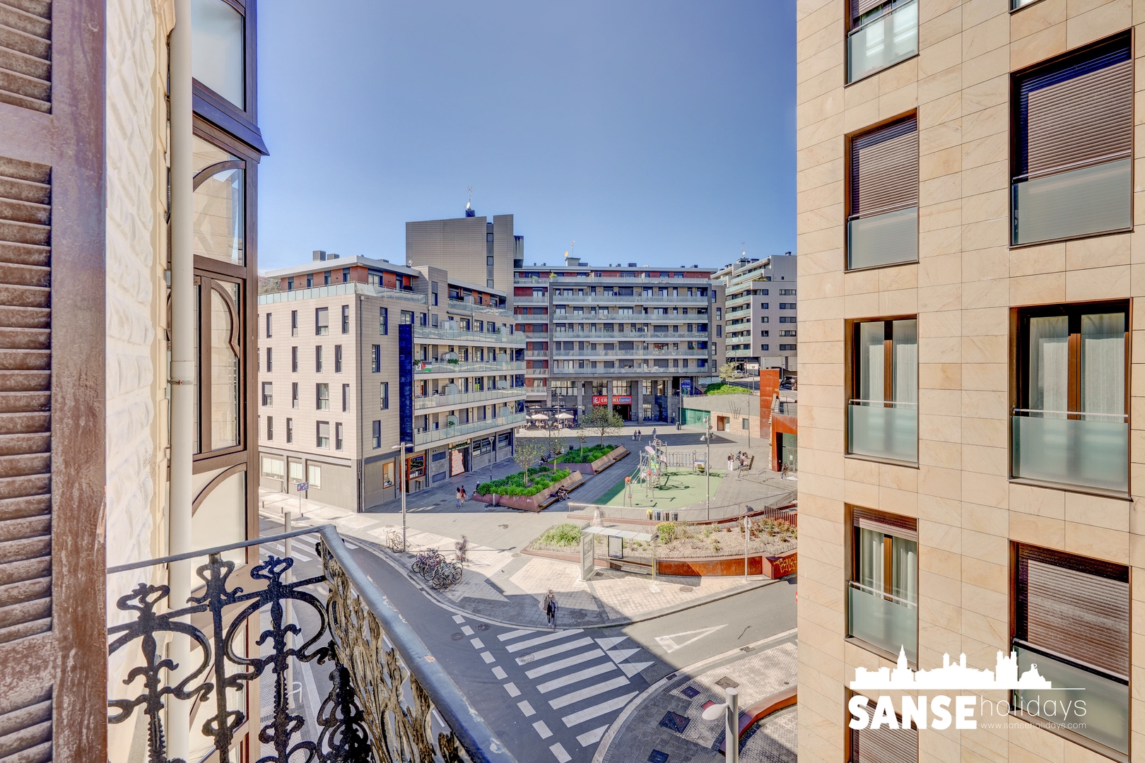 Pensión Yoldi - Habitación Ondarreta 18 Sanse Holidays - Apartamentos tur&iacute;sticos en San Sebasti&aacute;n