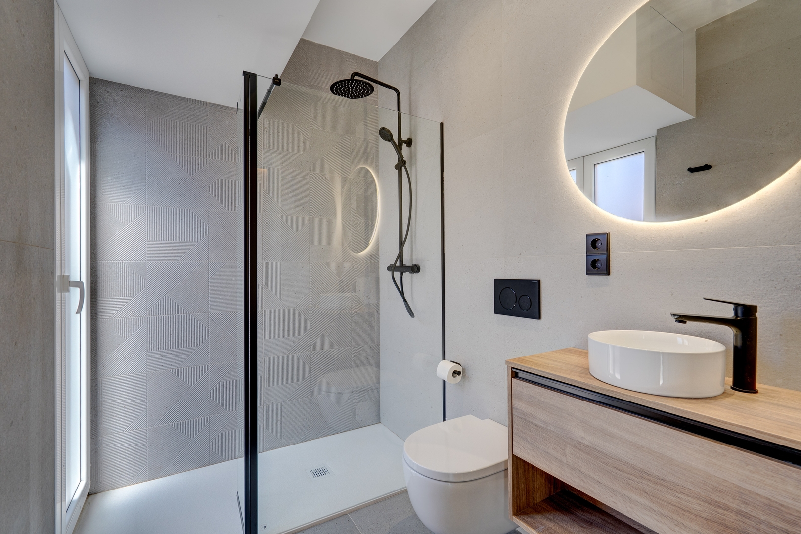 Pensión Yoldi - Habitación Peine del Viento 10 Sanse Holidays - Apartamentos tur&iacute;sticos en San Sebasti&aacute;n