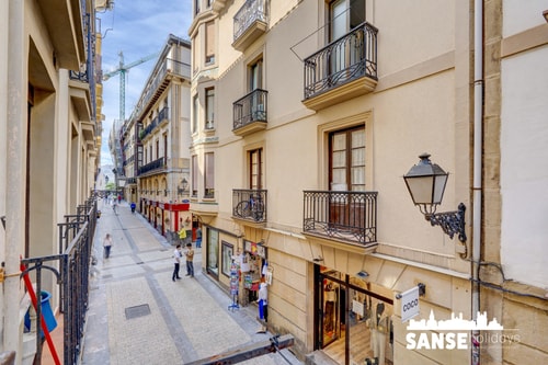 Edificio histórico, céntrico, cerca todo; playa. 15 Sanse Holidays - Apartamentos tur&iacute;sticos en San Sebasti&aacute;n