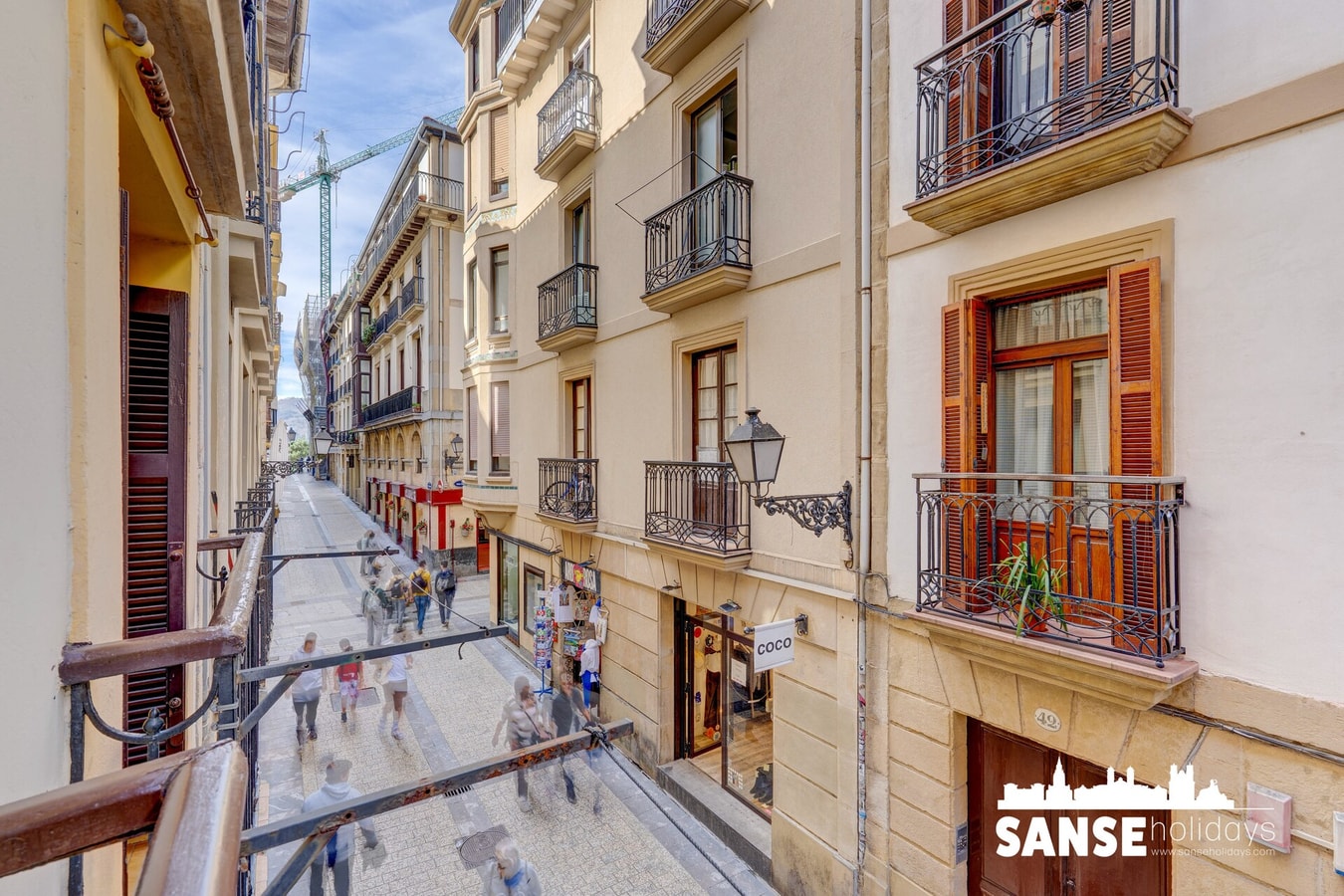 Historic building, centrally located, close to eve 6 Sanse Holidays - Apartamentos tur&iacute;sticos en San Sebasti&aacute;n