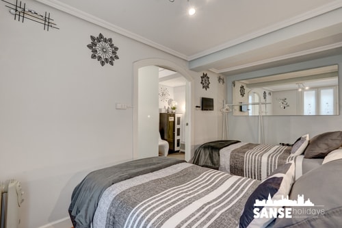 Edificio histórico, céntrico, cerca todo; playa. 52 Sanse Holidays - Apartamentos tur&iacute;sticos en San Sebasti&aacute;n
