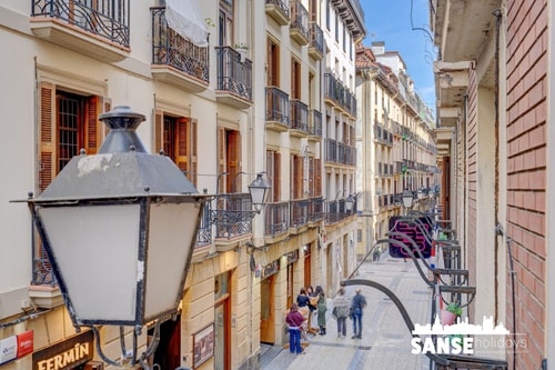 Edificio histórico, céntrico, cerca todo; playa. 17 Sanse Holidays - Apartamentos tur&iacute;sticos en San Sebasti&aacute;n