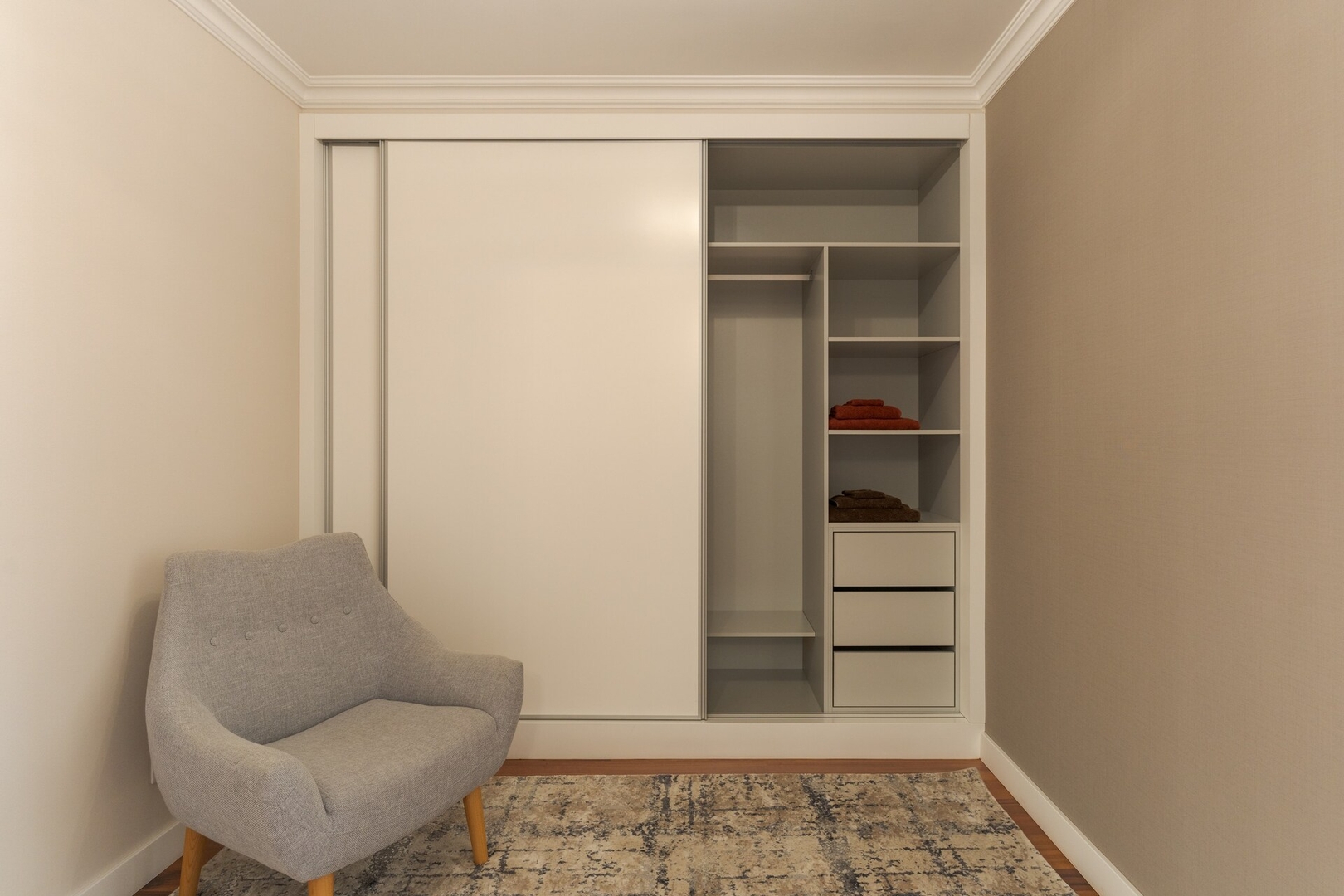 Stay In Avenue Arriaga 10 — 13